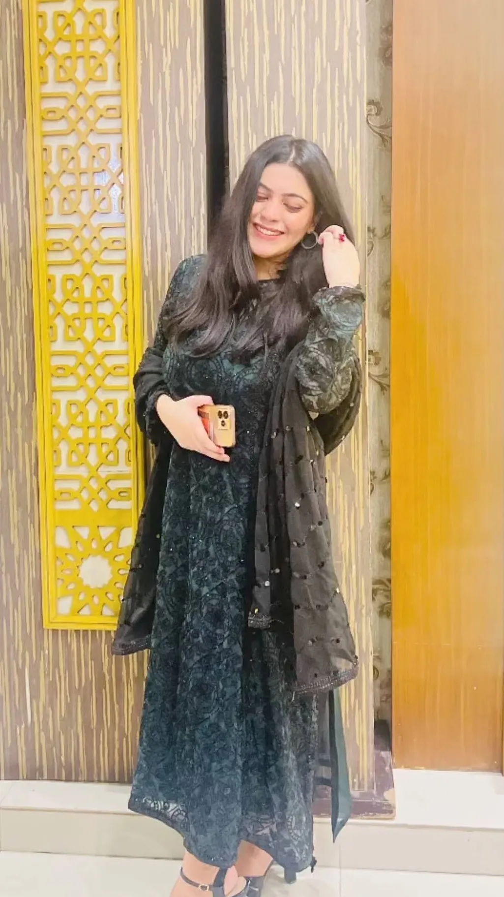 Ana - Blue traditional outfit / crown